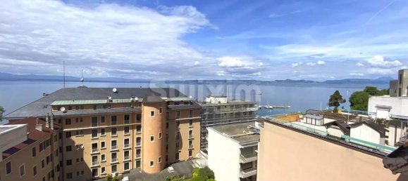 Дуплекс с 3 спальнями в Эвиан-ле-Бен, Франция № 289719 12