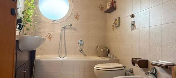 4-salle Villa à Pieve Emanuele, Italy No. 267570 48