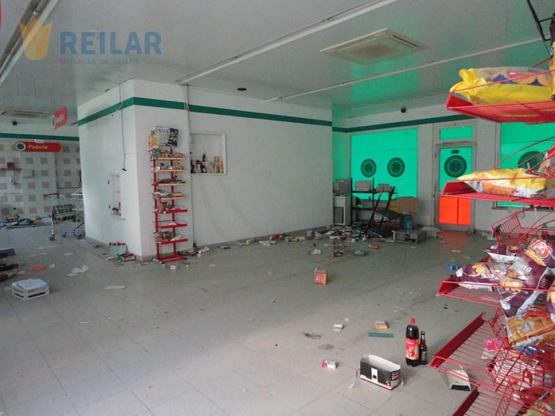 Коммерческая недвижимость 62м² в Вила Франка ди Шира, Португалия № 68127