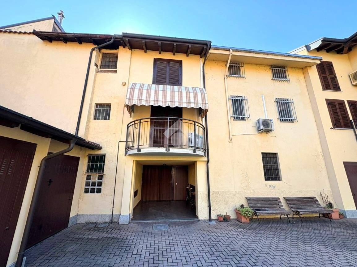 1 chambre Maison à Cerano, Italy No. 298085