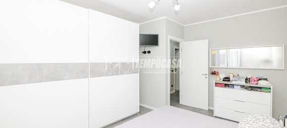 4 rooms Villa in Lodi Vecchio, Italy No. 335355 2