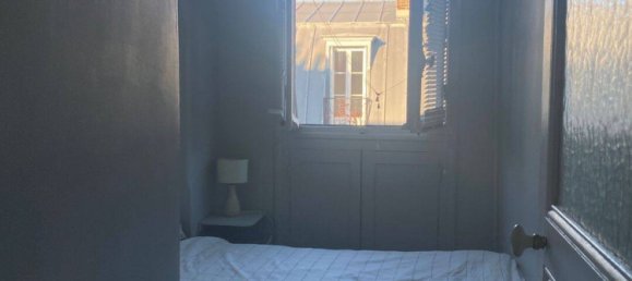 1 bedroom Apartment in Paris, France No. 329916 8