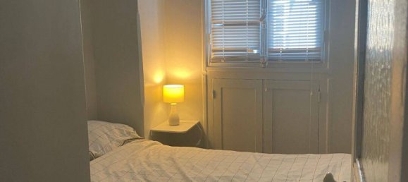 1 bedroom Apartment in Paris, France No. 329916 7