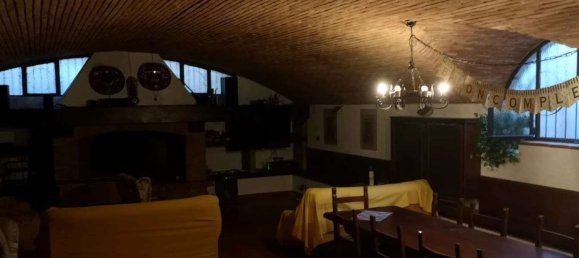 11غرفة فيلا في Muggiò, Italy رقم 4115 6