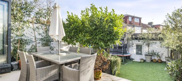 4 bedrooms Commercial property in Barnet, United Kingdom No. 6469 22