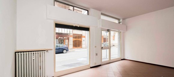 2 rooms Commercial property in Novara, Italy No. 108147 3
