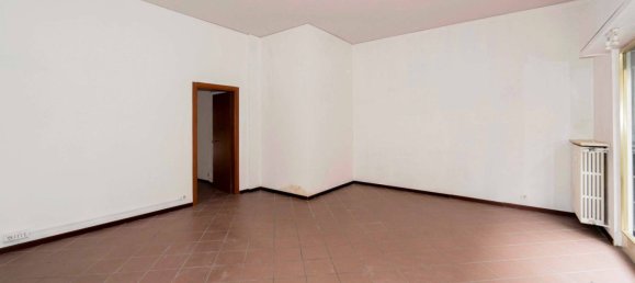 2 rooms Commercial property in Novara, Italy No. 108147 8