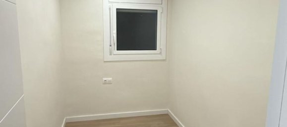 3 bedrooms Apartment in Barcelona, Spain No. 138416 8