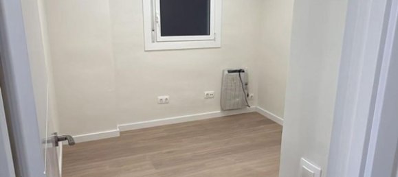 3 bedrooms Apartment in Barcelona, Spain No. 138416 9