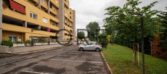 2 rooms Apartment in Rome, Italy No. 37055 6