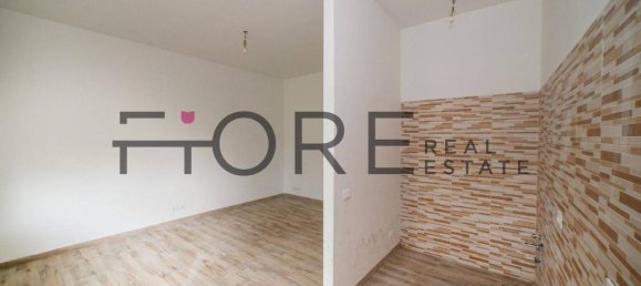 2 rooms Apartment in Rome, Italy No. 37055 16