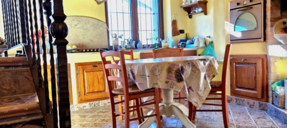 7-Zimmer Haus in Asti, Italy, Nr. 71702 2