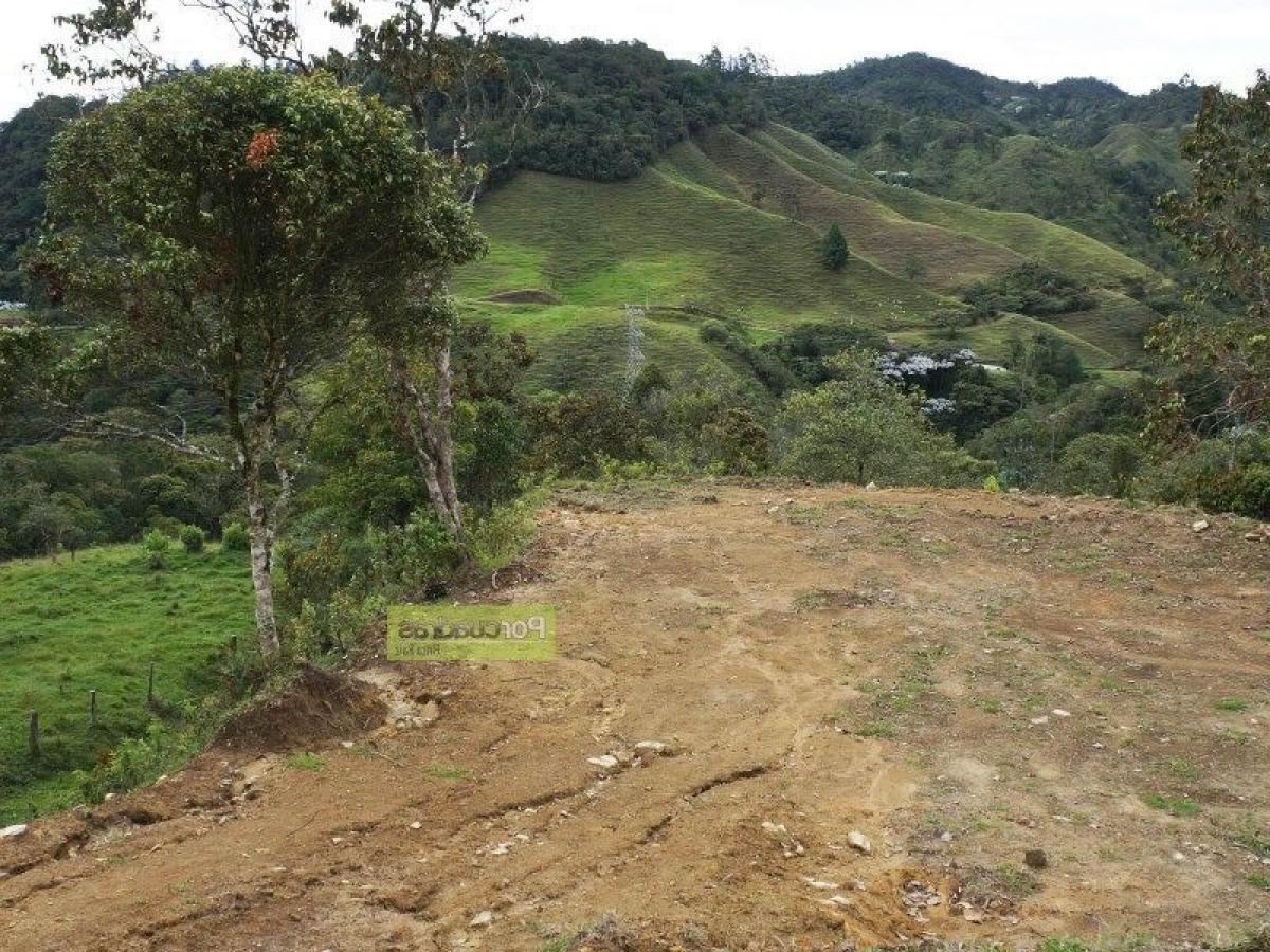  Land in Antioquia, Colombia No. 830