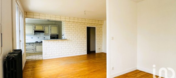 3 bedrooms Apartment in Troyes, France No. 242436 3