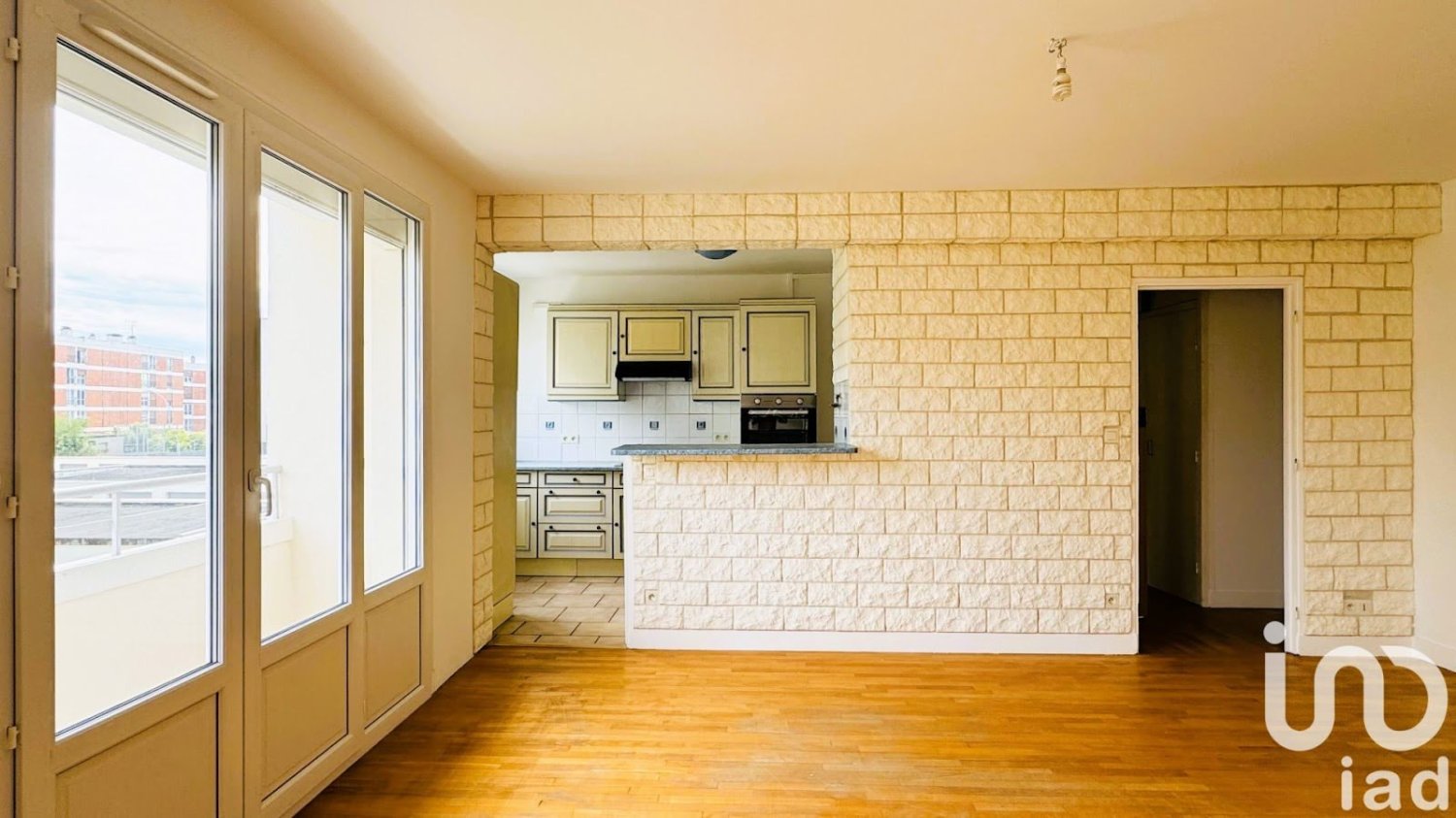 3 bedrooms Apartment in Troyes, France No. 242436