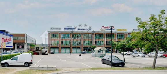 3-Zimmer Gebäude in Sant'Ambrogio di Valpolicella, Italy, Nr. 360624 10