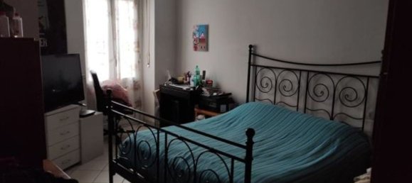 2 rooms Apartment in Desio, Italy No. 7727 2