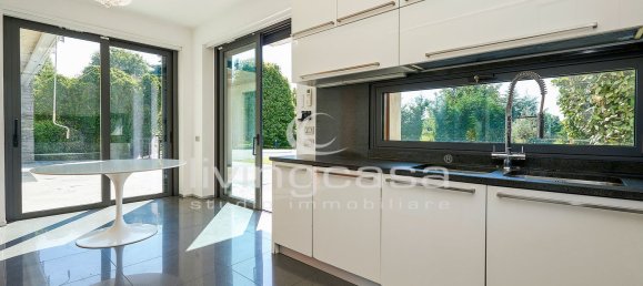 Villa T7 em Besana in Brianza, Italy N.º 329817 4