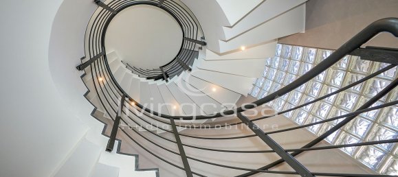 Villa T7 em Besana in Brianza, Italy N.º 329817 9