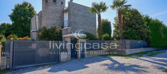 Villa T7 em Besana in Brianza, Italy N.º 329817 31