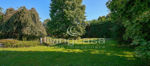 Villa T7 em Besana in Brianza, Italy N.º 329817 32