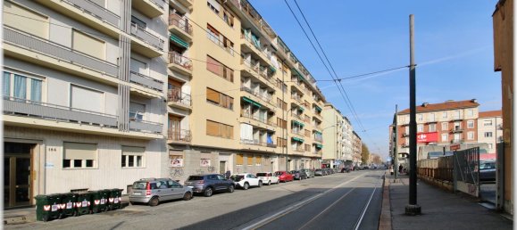 3 rooms Apartment in Turin, Italy No. 211025 4