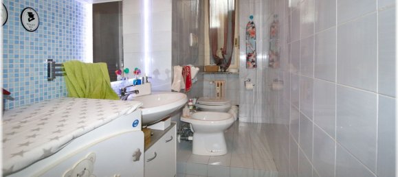 3 rooms Apartment in Turin, Italy No. 211025 29