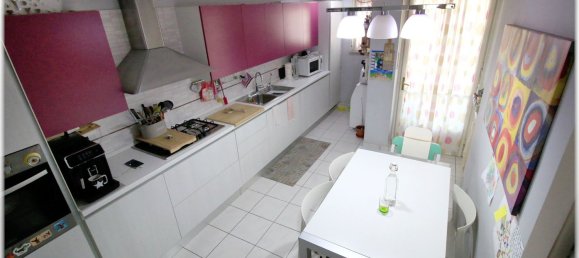 3 rooms Apartment in Turin, Italy No. 211025 25