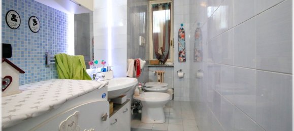 3 rooms Apartment in Turin, Italy No. 211025 32