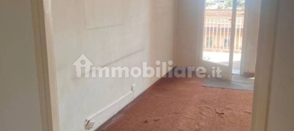 2 bedrooms Apartment in Turin, Italy No. 264105 10