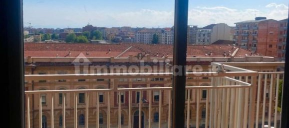 2 bedrooms Apartment in Turin, Italy No. 264105 21