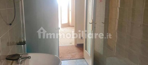 2 bedrooms Apartment in Turin, Italy No. 264105 25