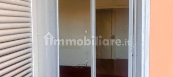 2 bedrooms Apartment in Turin, Italy No. 264105 18