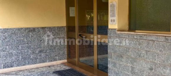 2 bedrooms Apartment in Turin, Italy No. 264105 5