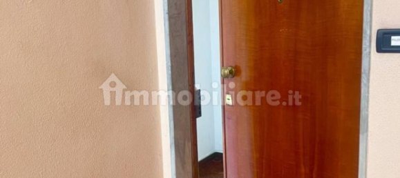 2 bedrooms Apartment in Turin, Italy No. 264105 9