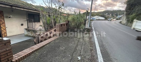 3غرفة عقار تجاري في Carolei, Italy رقم 233492 28