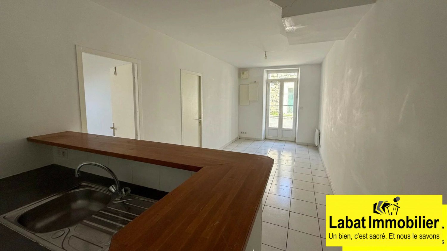 Квартира с 2 спальнями в Буко, Франция № 276673