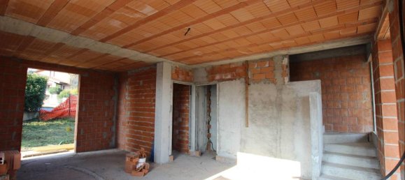 7-Zimmer Villa in Daverio, Italy, Nr. 157188 20