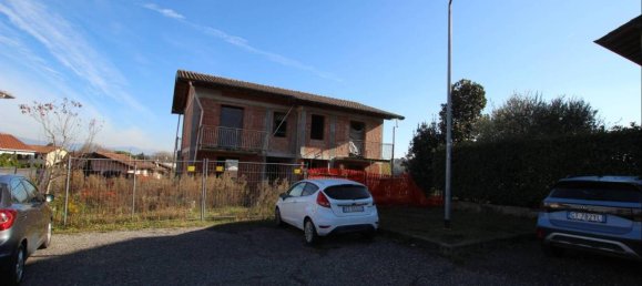 7-Zimmer Villa in Daverio, Italy, Nr. 157188 6