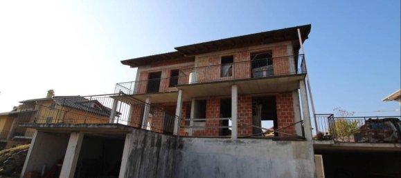 7-Zimmer Villa in Daverio, Italy, Nr. 157188 38