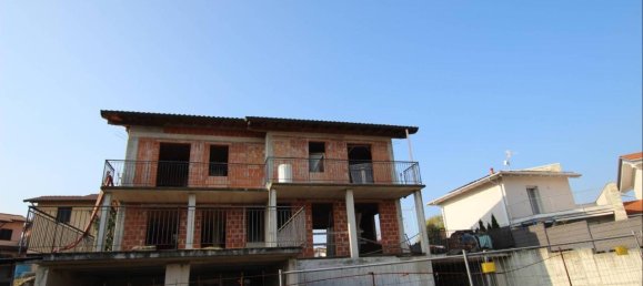 7-Zimmer Villa in Daverio, Italy, Nr. 157188 30