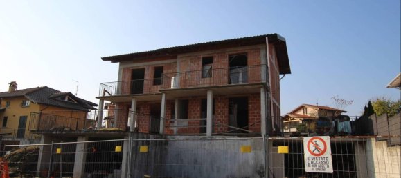 7-Zimmer Villa in Daverio, Italy, Nr. 157188 12