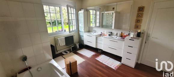 5 bedrooms House in Noyon, France No. 230862 8