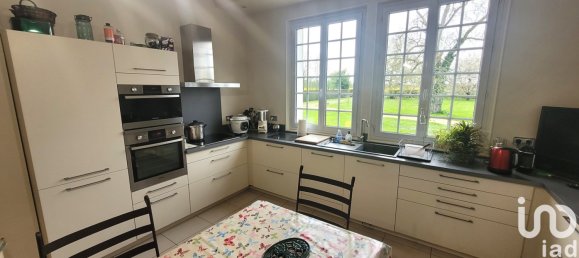 5 bedrooms House in Noyon, France No. 230862 6