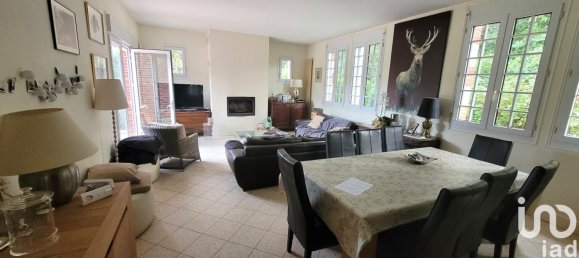 5 bedrooms House in Noyon, France No. 230862 15