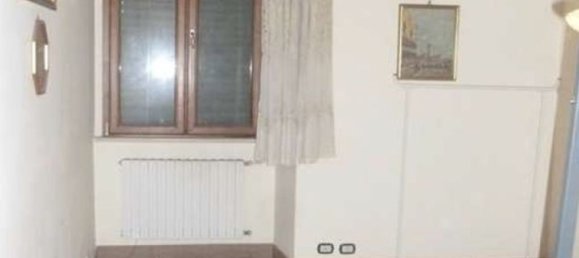 Квартира с 7 комнатами в Трани, Италия № 181226 7