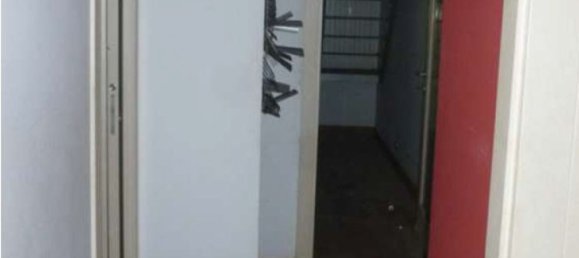 Квартира с 7 комнатами в Трани, Италия № 181226 8