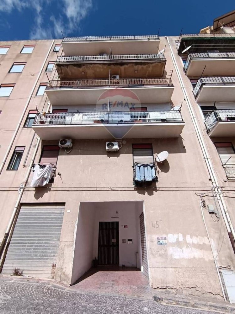 2 Schlafzimmer Wohnung in Favara, Italy, Nr. 352135