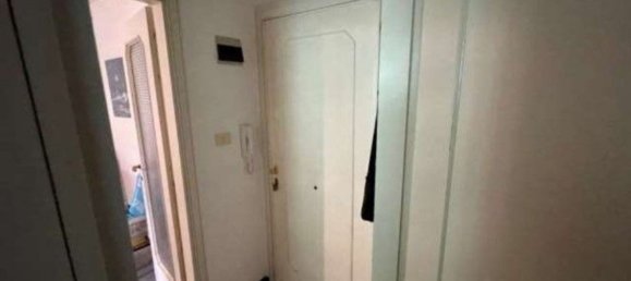 3-salle Appartement à Pineto, Italy No. 94929 31