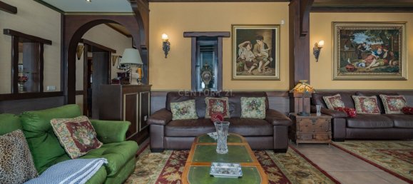 5 bedrooms Villa in Funchal, Portugal No. 127394 12